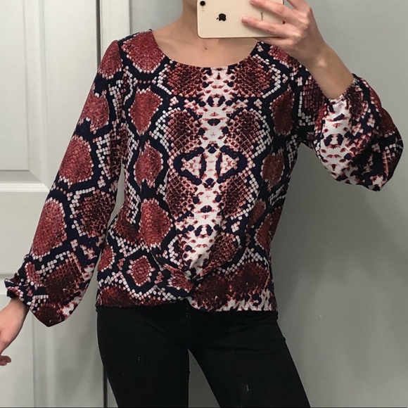 Snake print long sleeve blouse - Picture 2 of 7